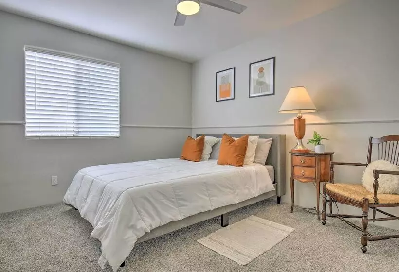 Desert Hot Springs Home W/ Pool & Gas Grill!