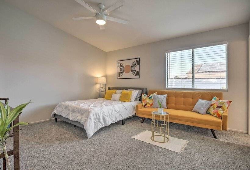 Desert Hot Springs Home W/ Pool & Gas Grill!