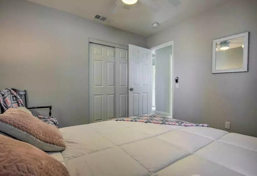 Desert Hot Springs Home W/ Pool & Gas Grill!