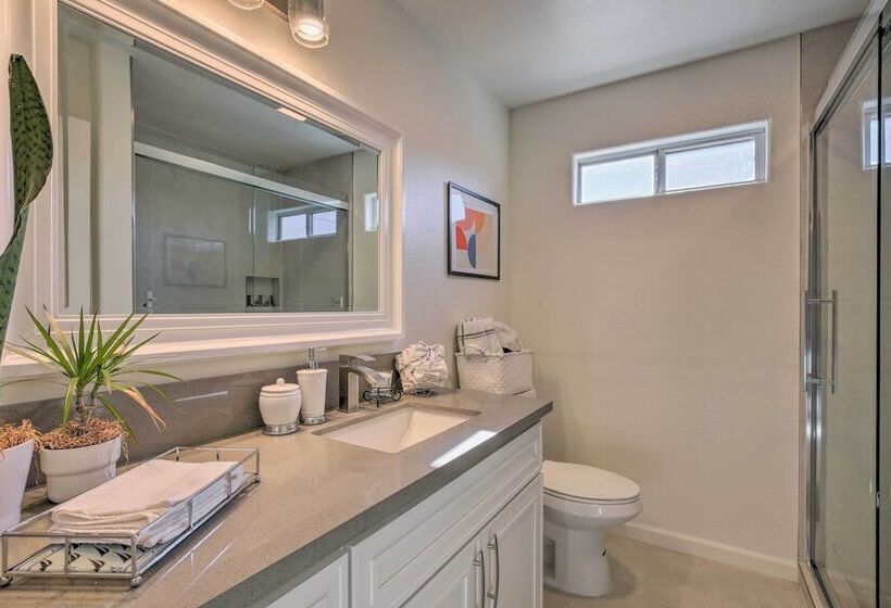 Desert Hot Springs Home W/ Pool & Gas Grill!