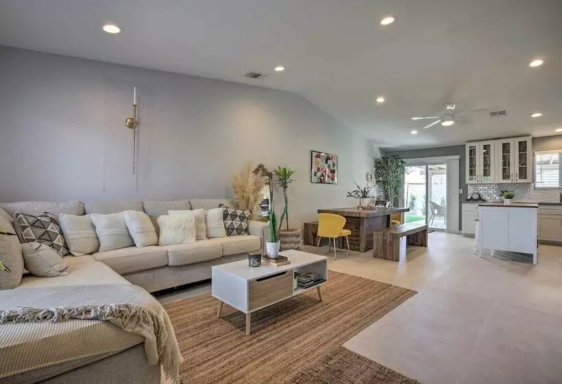 Desert Hot Springs Home W/ Pool & Gas Grill!