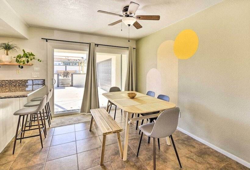 Desert Retreat W/ Backyard Oasis & Mtn Views!