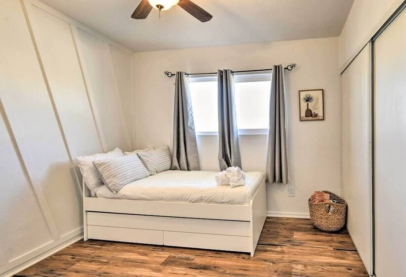 Desert Retreat W/ Backyard Oasis & Mtn Views!