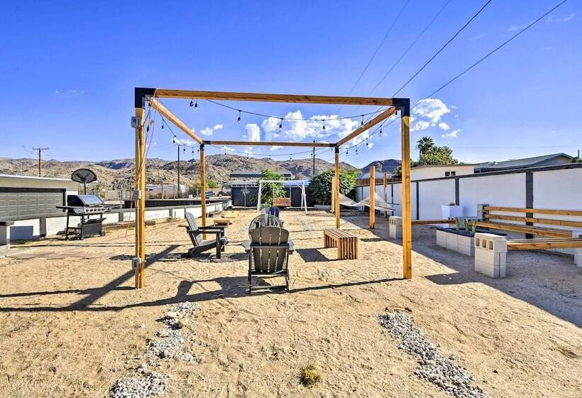 Desert Retreat W/ Backyard Oasis & Mtn Views!