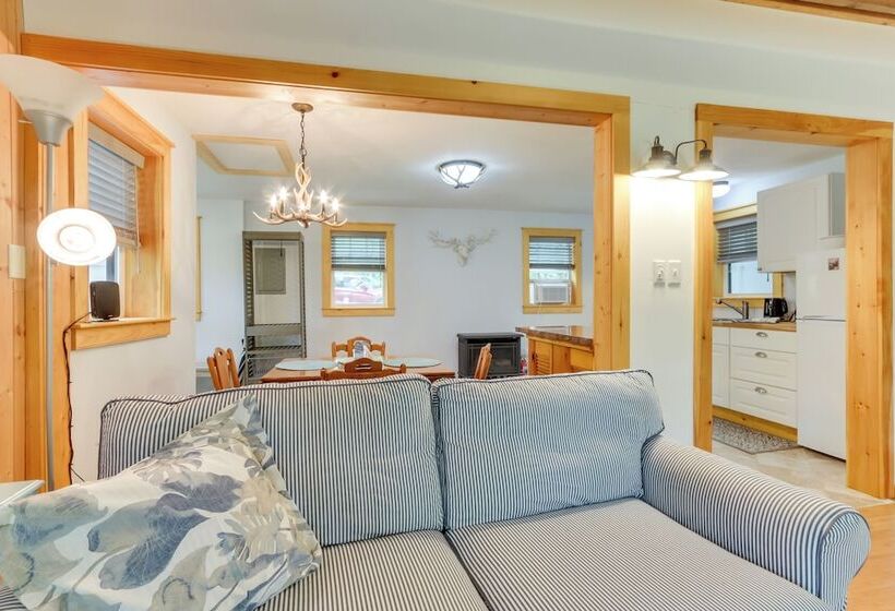 East Otis Vacation Rental W/ Private Deck & Bbq!