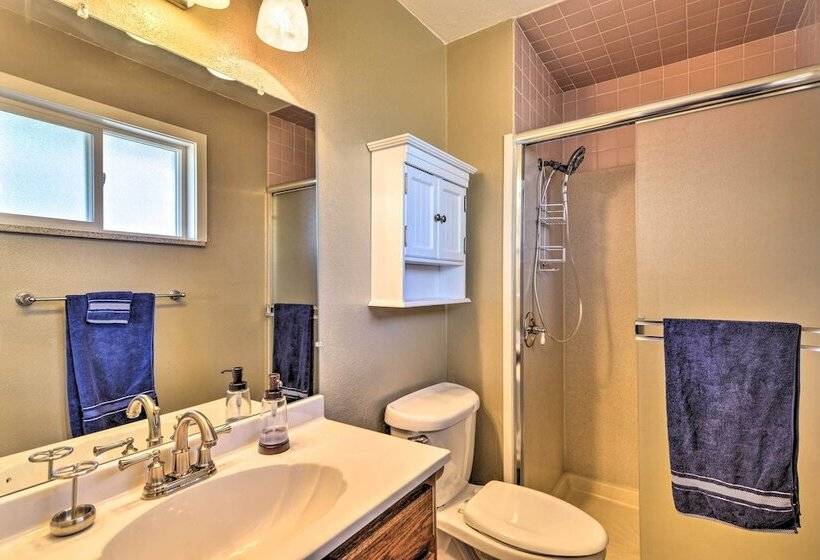 Family Friendly Home W/ Back Yard & Game Room!