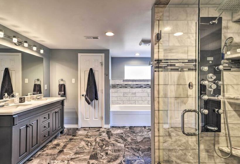 Family Friendly Home W/ Back Yard & Game Room!