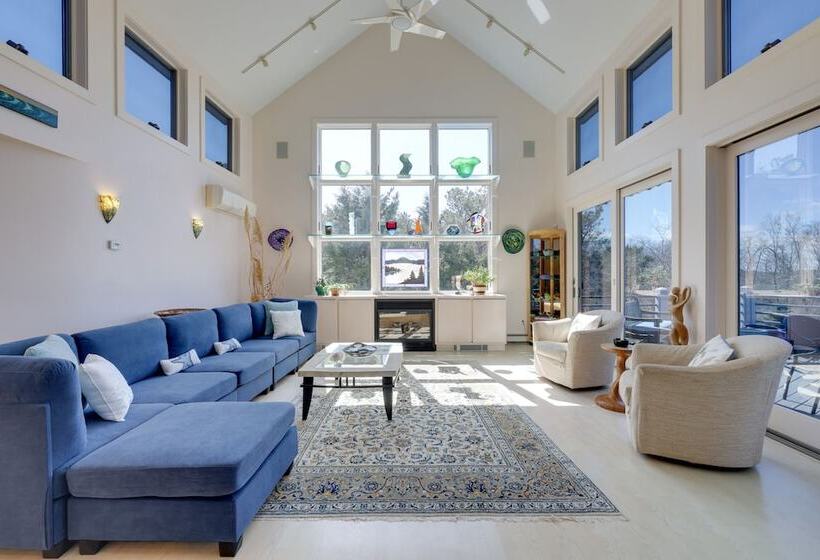 Wellfleet Home W/ Deck, Bay Views & Kayaks