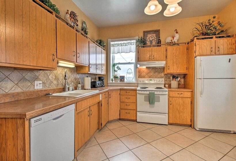 Historic Helena Home W/ Mtn Views 2 Mi To Dtwn!