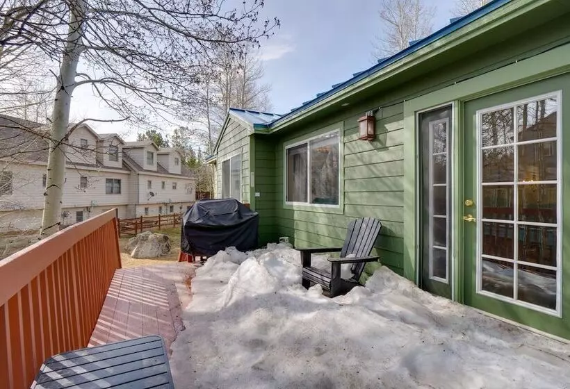 Homey Dog Friendly Retreat W/ Deck In Dtwn Frisco!