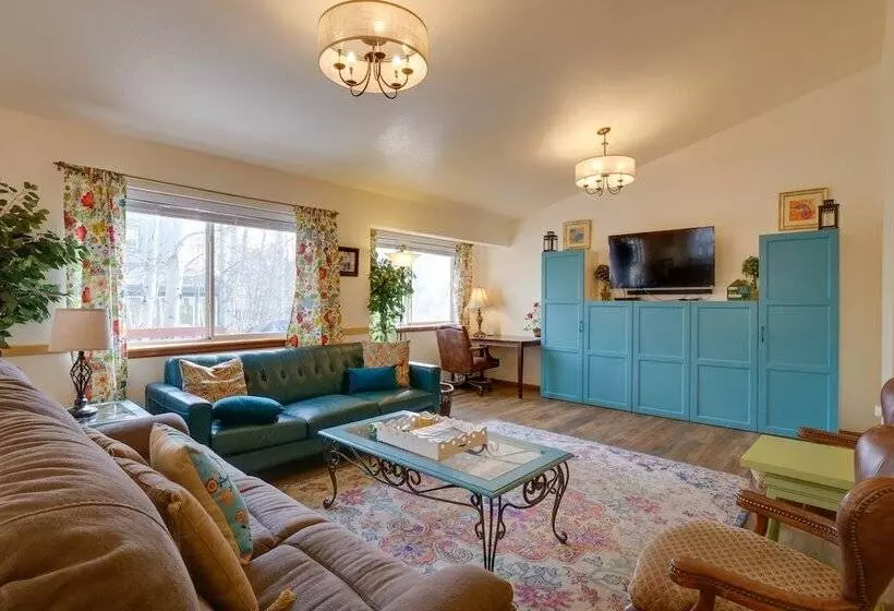 Homey Dog Friendly Retreat W/ Deck In Dtwn Frisco!