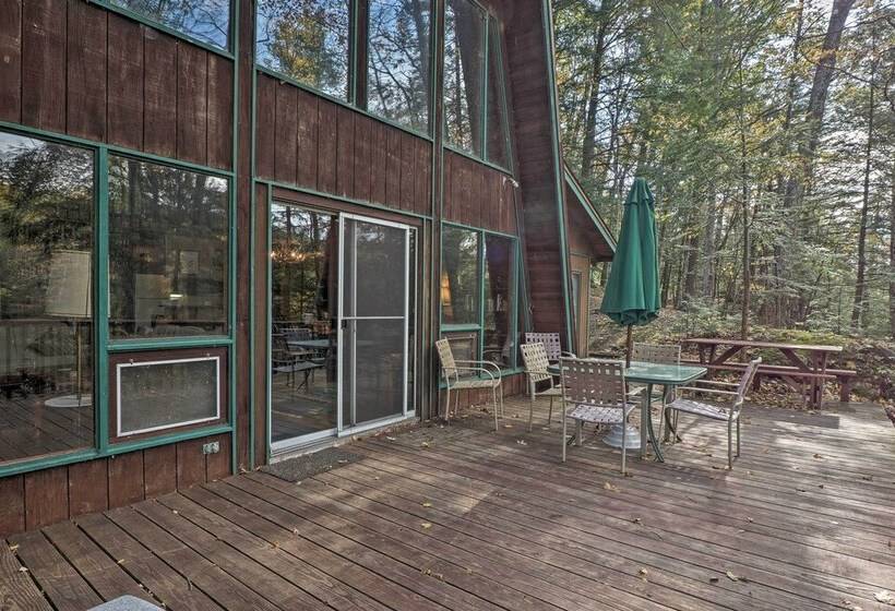Lakefront Berkshires Retreat W/ Deck, Dock & Boat!
