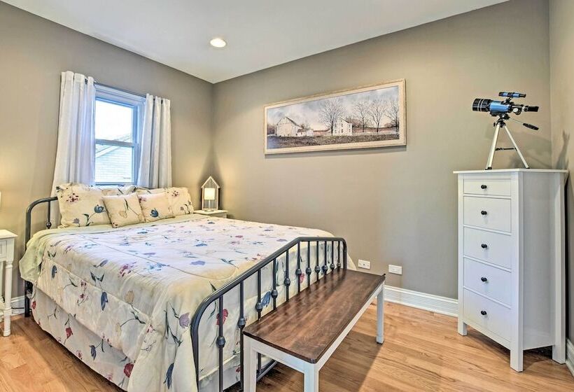 Lakefront Home W/ Game Room, Theater & Dock!