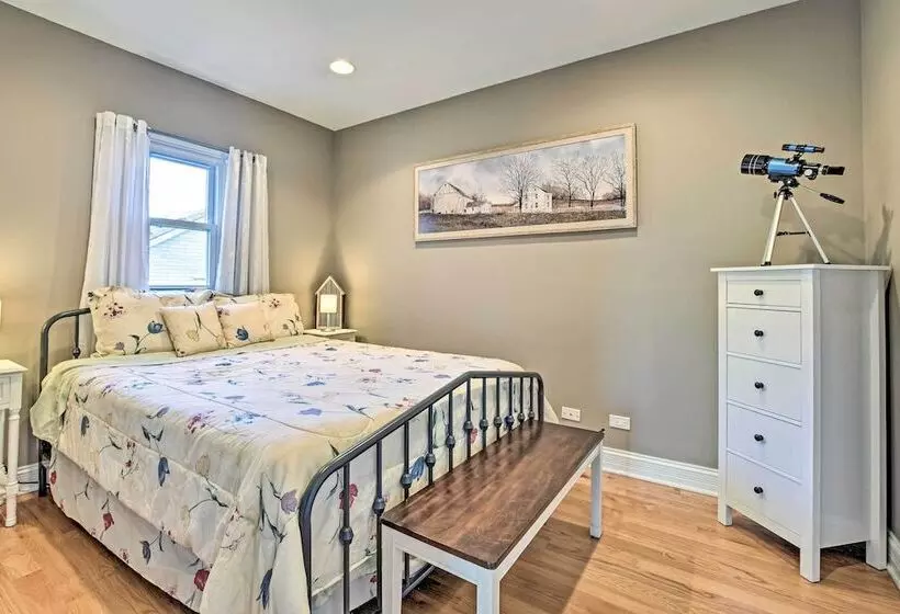 Lakefront Home W/ Game Room, Theater & Dock!