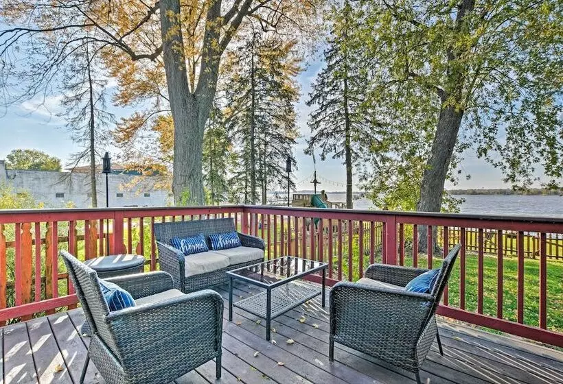 Lakefront Home W/ Game Room, Theater & Dock!