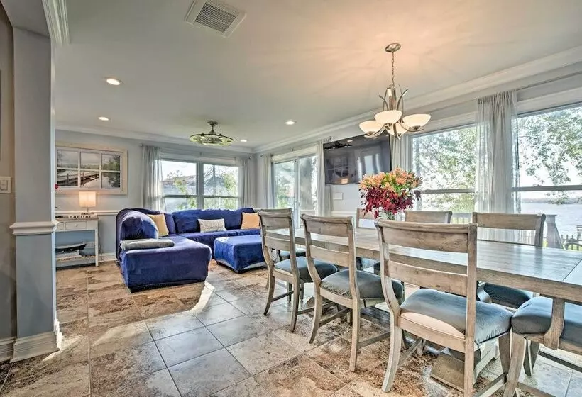 Lakefront Home W/ Game Room, Theater & Dock!