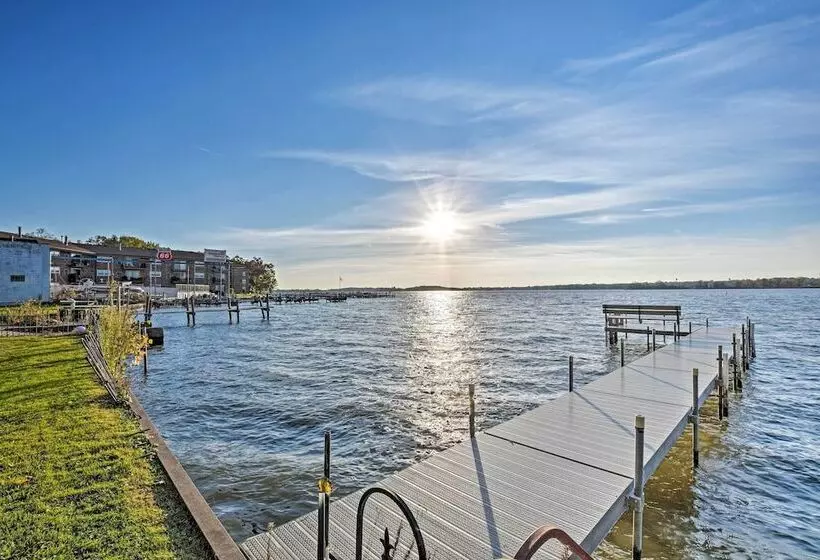 Lakefront Home W/ Game Room, Theater & Dock!