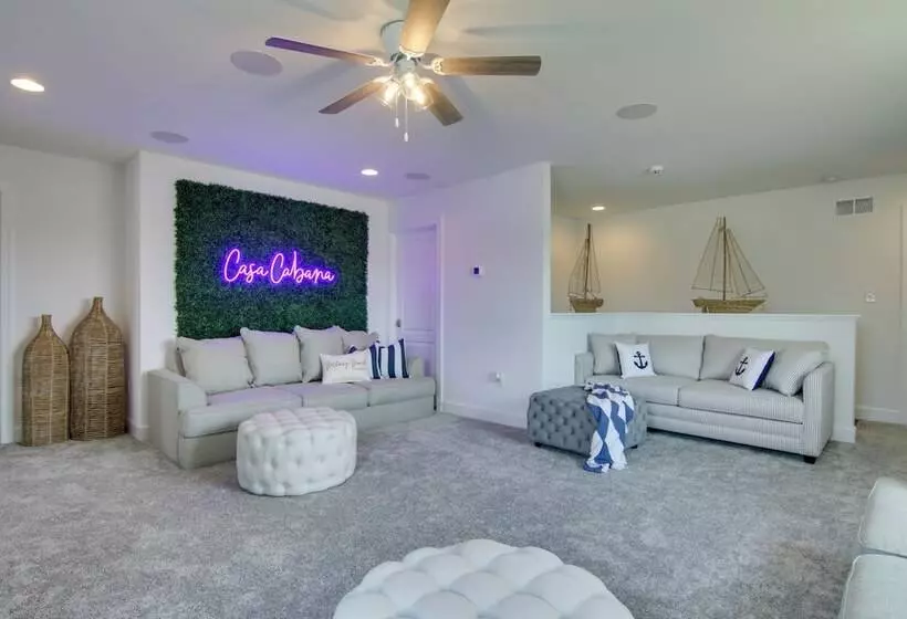 Ocean View Home W/ Beach Shuttle, 5 Mi To Coast!