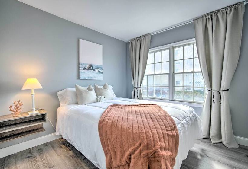 Modern Atlantic City House: Walk To Beach!