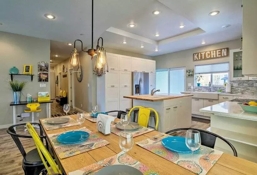 7 Mi To Dtwn Denver: Arvada Home W/ Patio