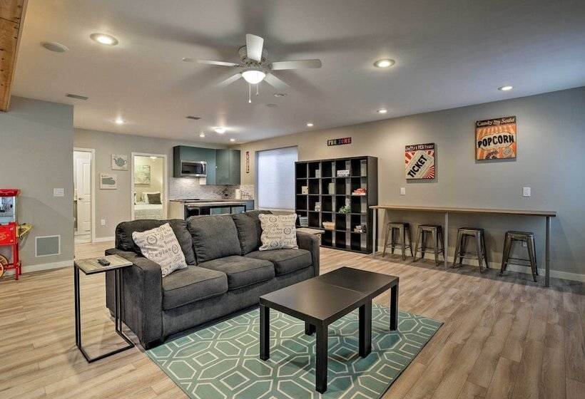 7 Mi To Dtwn Denver: Arvada Home W/ Patio