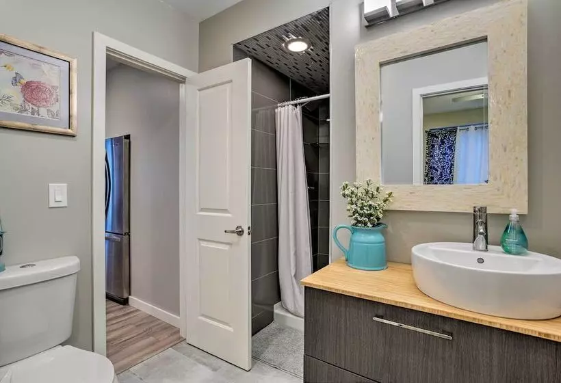 7 Mi To Dtwn Denver: Arvada Home W/ Patio