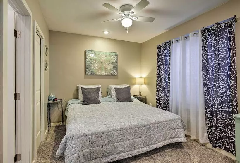 7 Mi To Dtwn Denver: Arvada Home W/ Patio