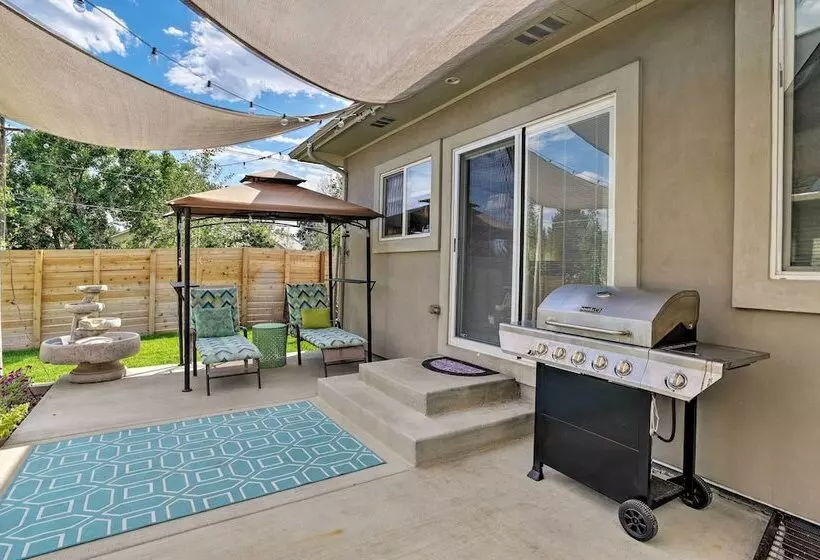 7 Mi To Dtwn Denver: Arvada Home W/ Patio