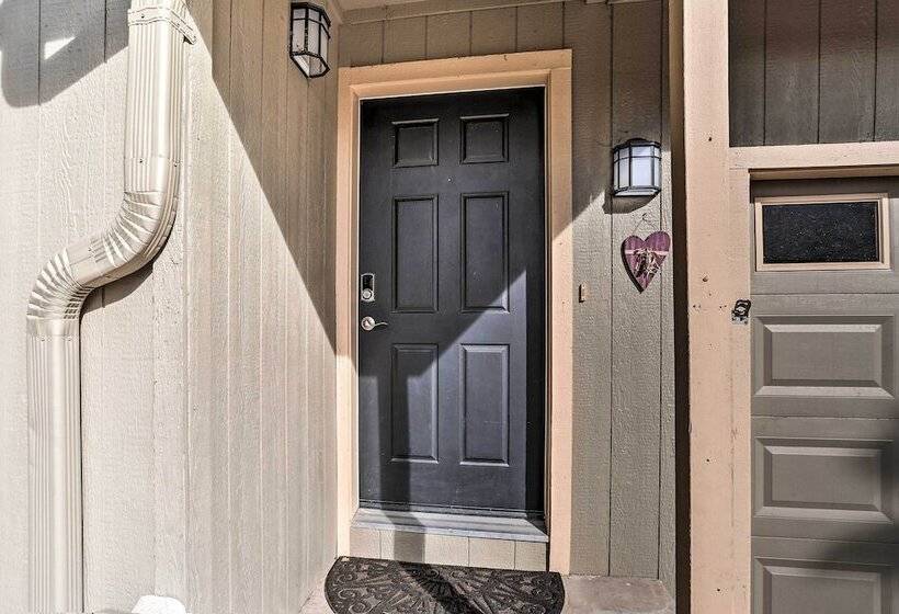 Mount Shasta Escape W/ Balcony ~ Walk To Dtwn