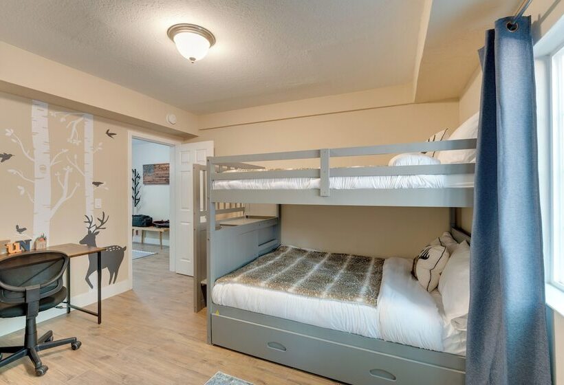 12 Mi To Apple Hill: Family Friendly Cabin Retreat