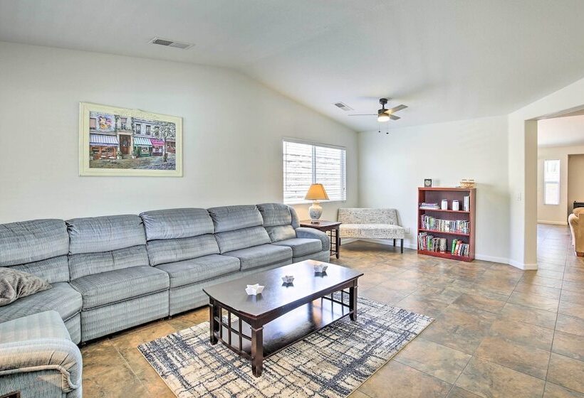 Coachella Retreat: Pool, Near Music Festivals