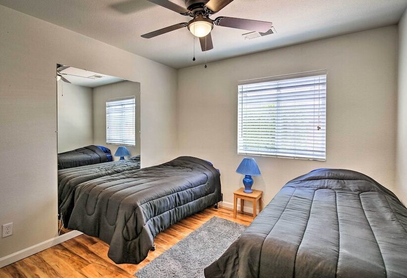 Coachella Retreat: Pool, Near Music Festivals