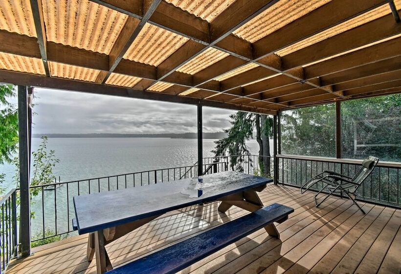 Quiet Beachfront Family Home W/ Mt. Rainier Views!