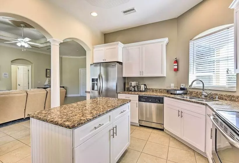 Rotonda West Home W/ Heated Pool, 5 Mi To Beach!