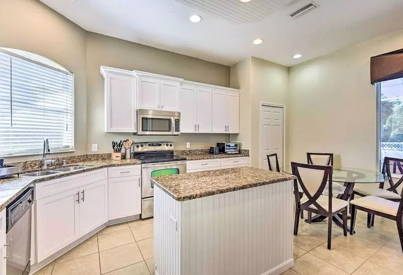 Rotonda West Home W/ Heated Pool, 5 Mi To Beach!