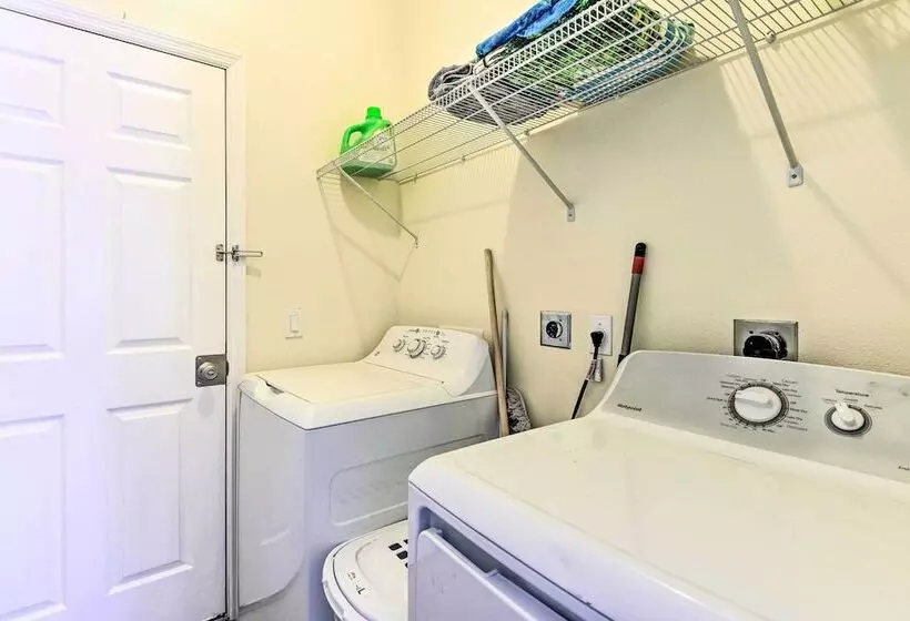 Rotonda West Home W/ Heated Pool, 5 Mi To Beach!