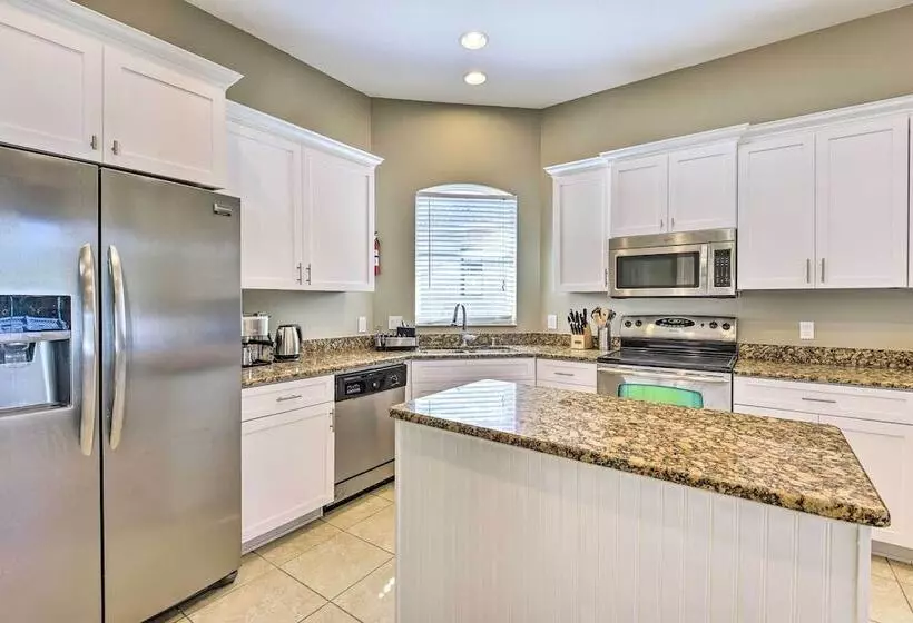 Rotonda West Home W/ Heated Pool, 5 Mi To Beach!