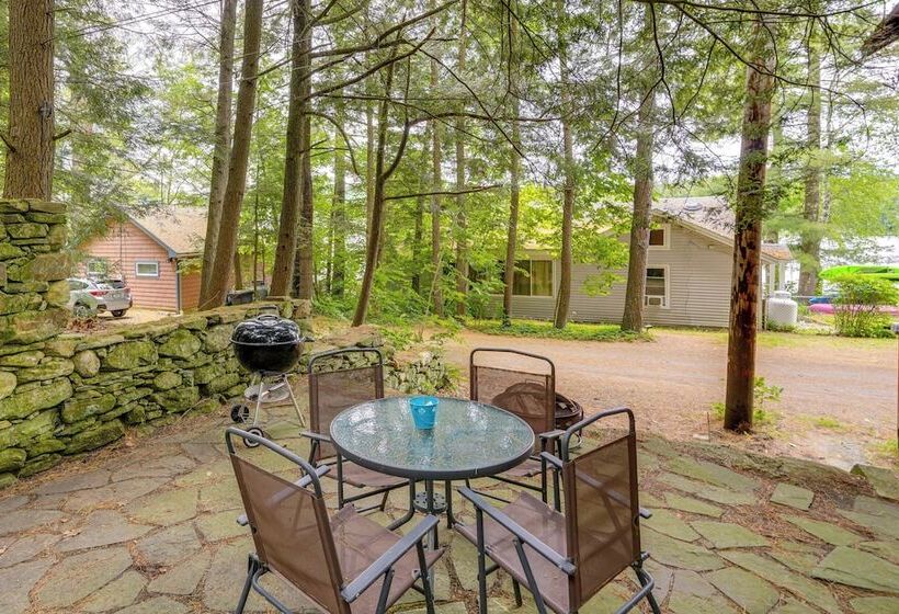 Rustic Berkshires Cottage At Lake Buel W/ Kayaks!