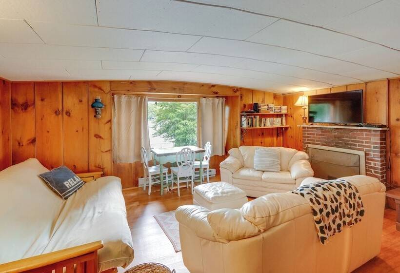 Rustic Berkshires Cottage At Lake Buel W/ Kayaks!