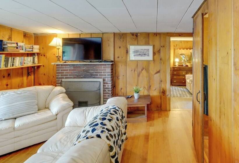 Rustic Berkshires Cottage At Lake Buel W/ Kayaks!