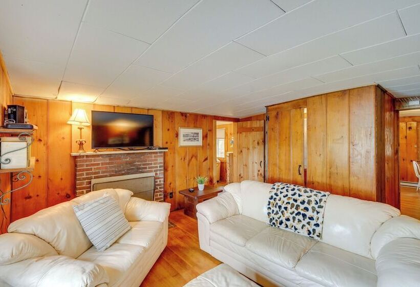 Rustic Berkshires Cottage At Lake Buel W/ Kayaks!