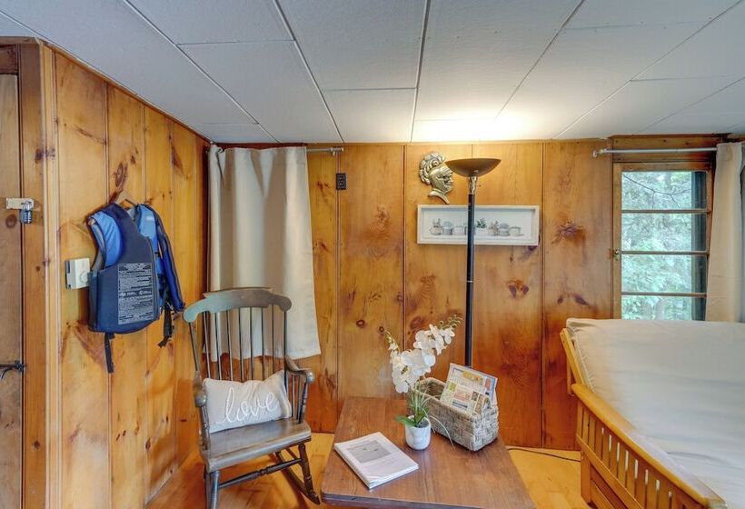 Rustic Berkshires Cottage At Lake Buel W/ Kayaks!
