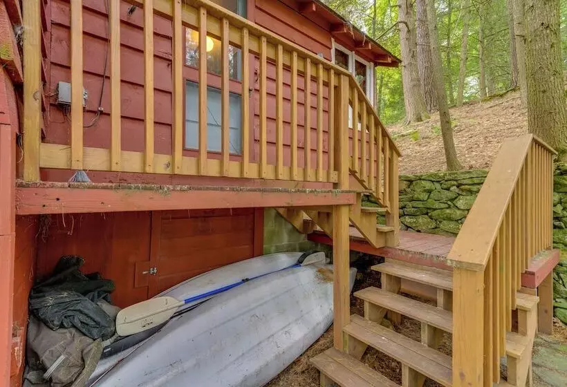 Rustic Berkshires Cottage At Lake Buel W/ Kayaks!