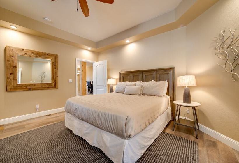 Sleek Reno Lake Tahoe Retreat, 4 Mi To Ski Mt Rose