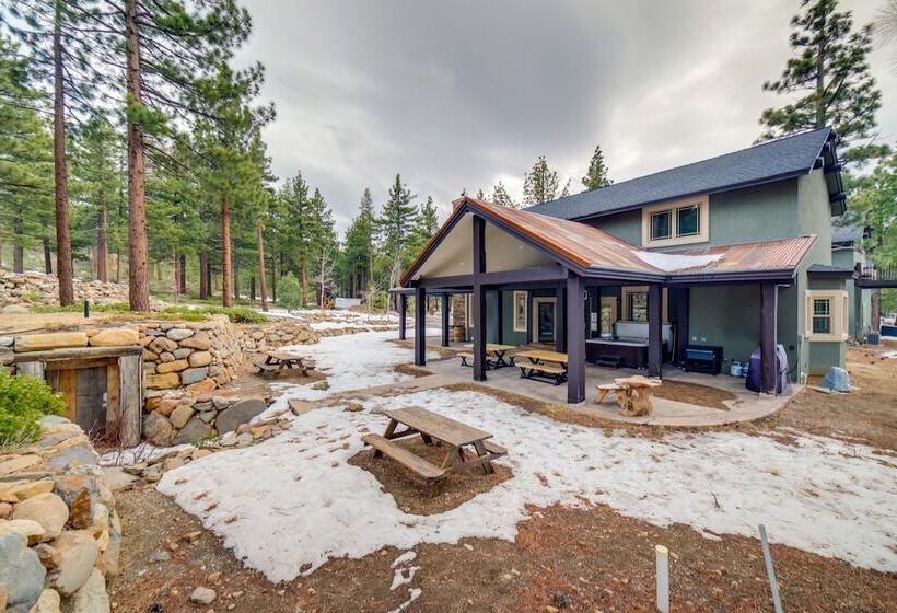 Sleek Reno Lake Tahoe Retreat, 4 Mi To Ski Mt Rose