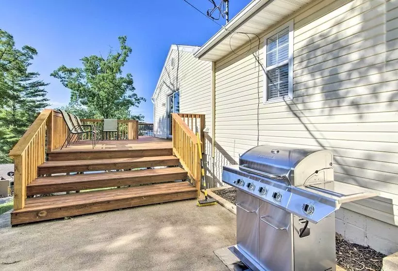 Sunrise Beach Home W/ Boat Dock On The Ozarks
