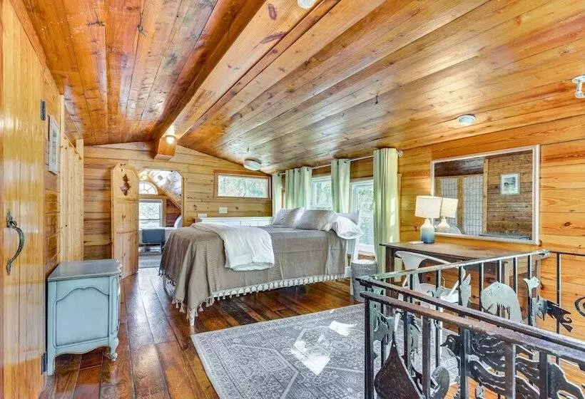 The Bird House Lush Bungalow, Steps From Ocean!