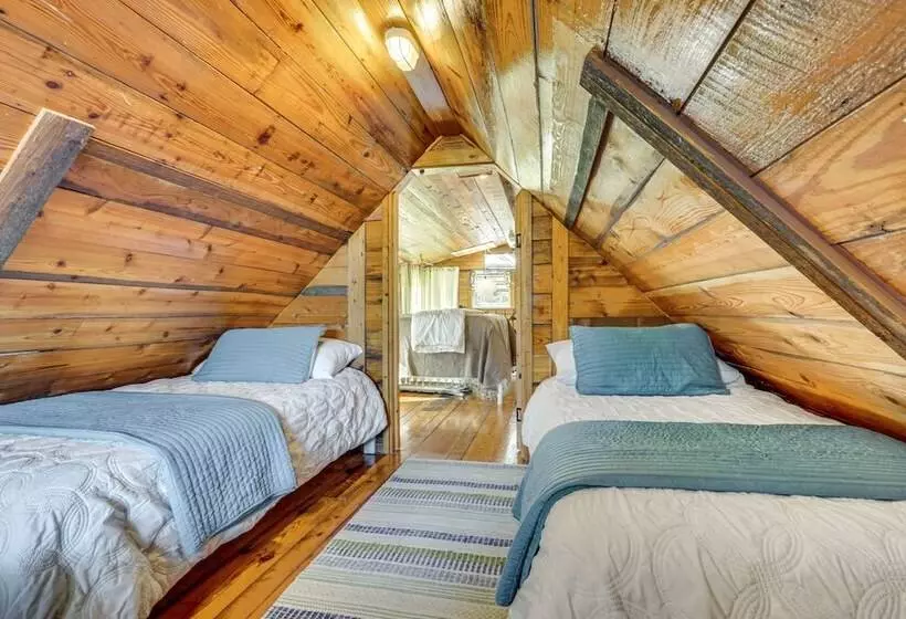 The Bird House Lush Bungalow, Steps From Ocean!