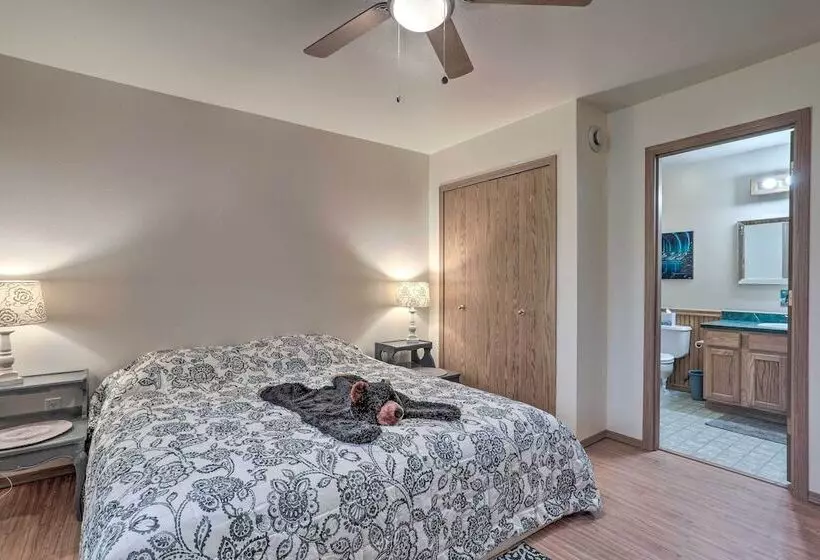 The Eagles Nest:  3 Mi To Downtown Wasilla!