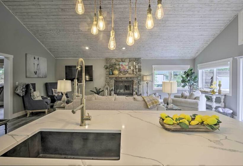 Upscale Home W/ Hot Tub: 3 Mi To Breck Ski Resort!